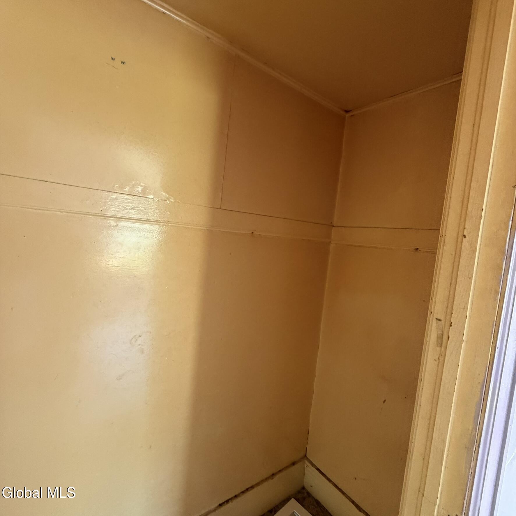 62 Steele Avenue Gloversville NY 12078