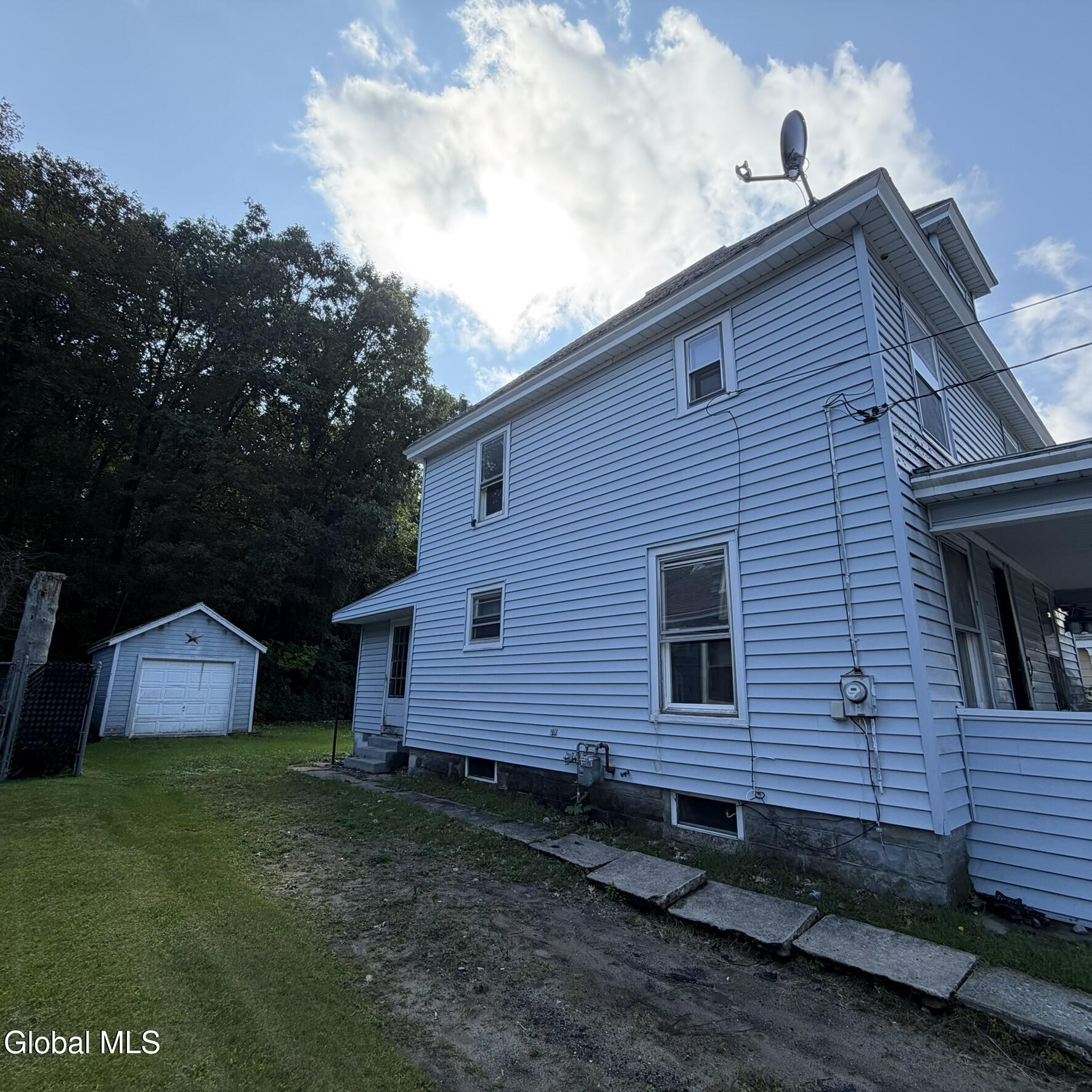 62 Steele Avenue Gloversville NY 12078