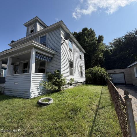 62 Steele Avenue Gloversville NY 12078