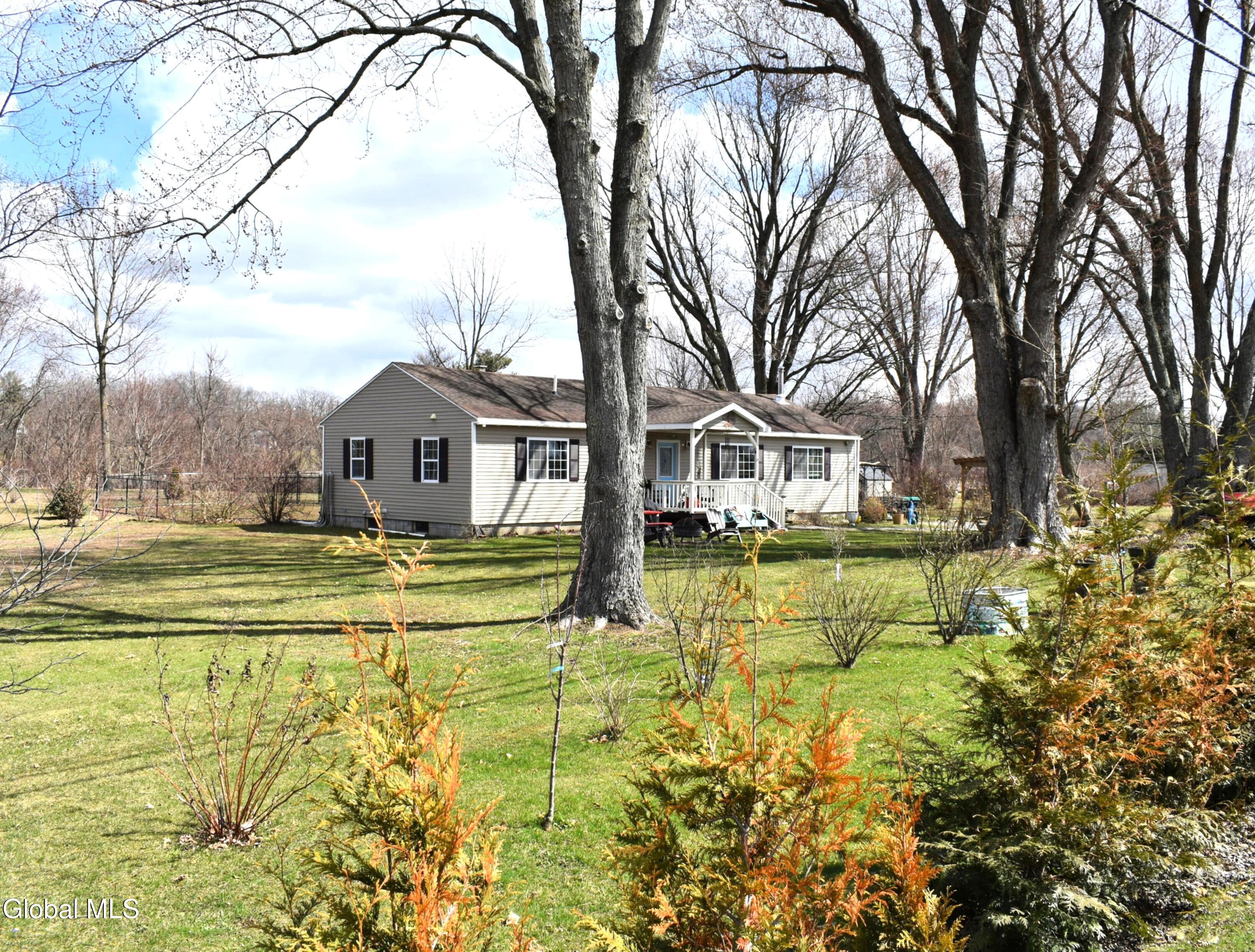 131 New York 82 Hudson NY 12534