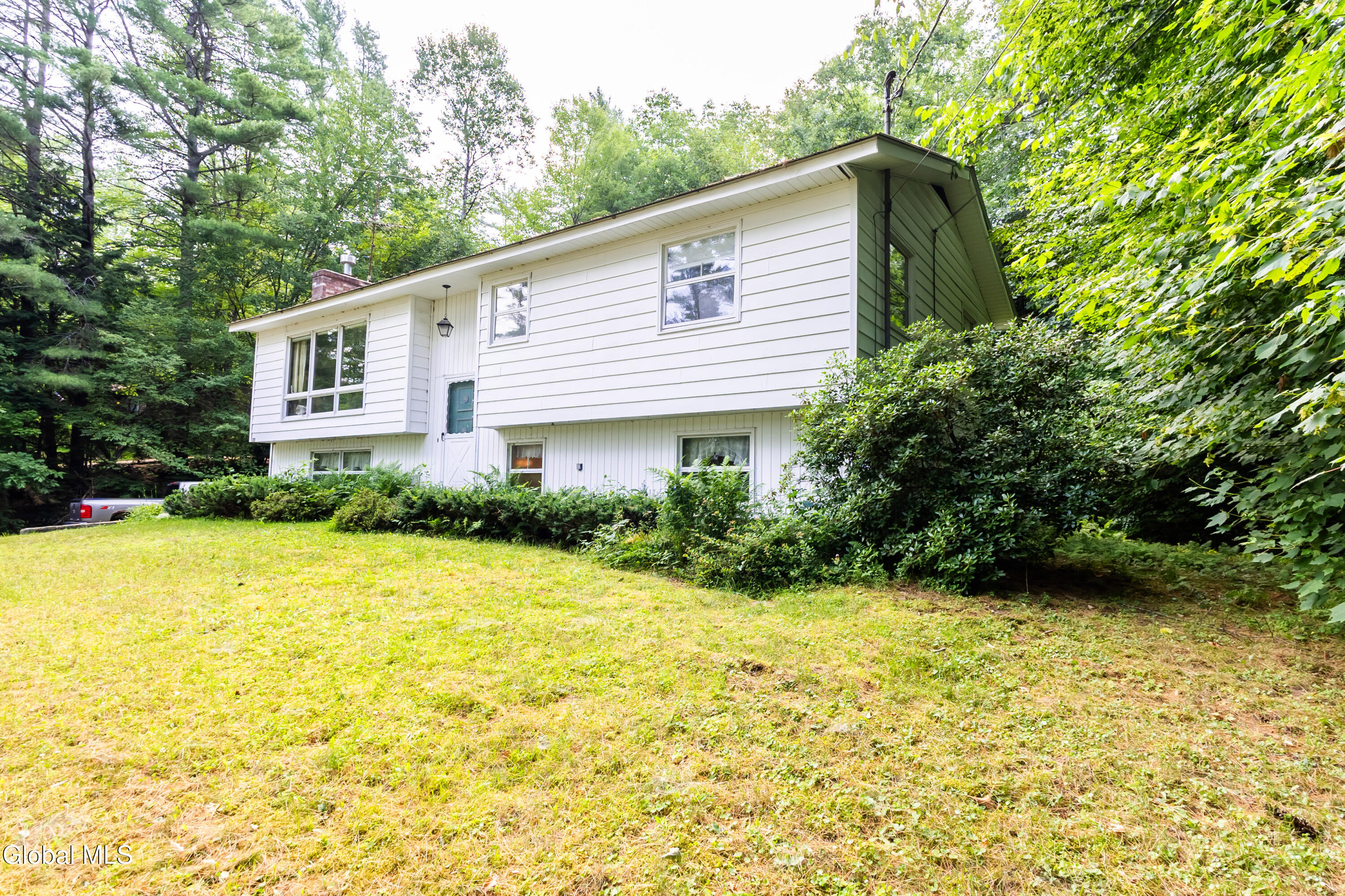 20 Vetter Avenue Chestertown NY 12817