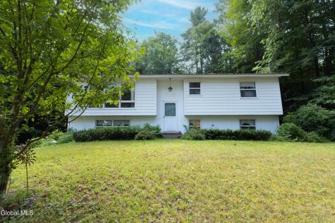 20 Vetter Avenue Chestertown NY 12817