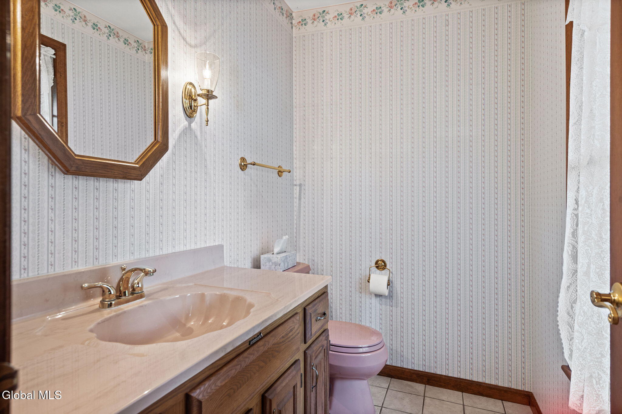 9 Newport Drive Clifton Park NY 12065