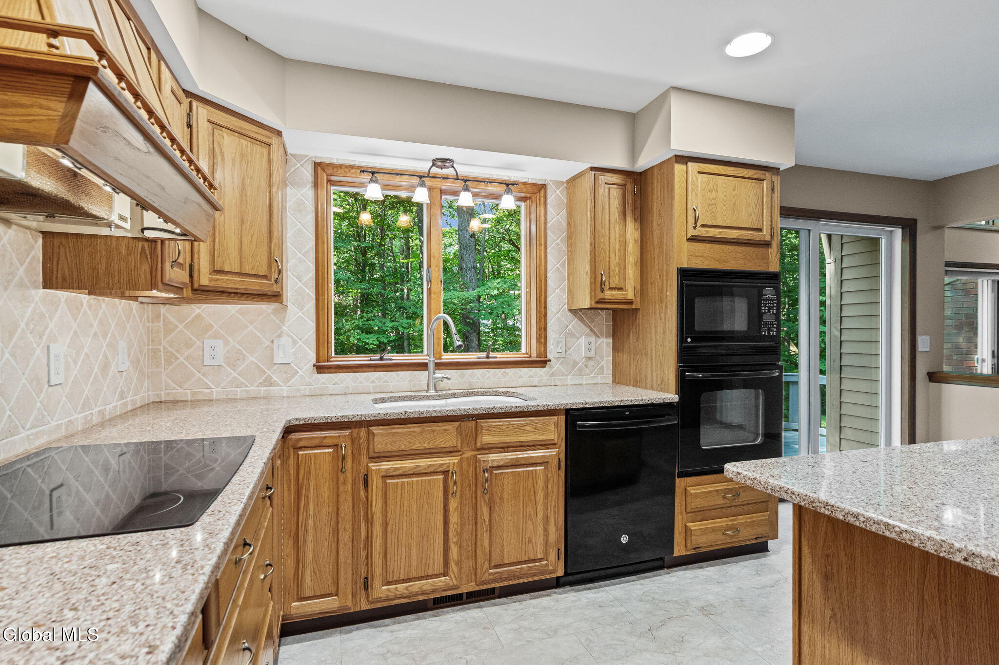 9 Newport Drive Clifton Park NY 12065