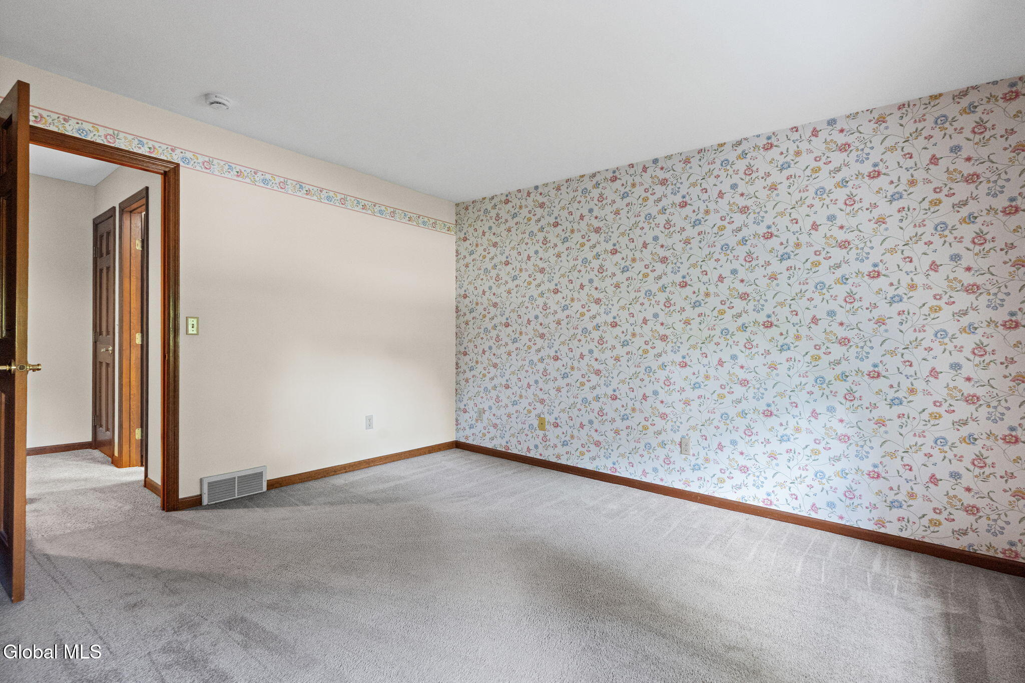 9 Newport Drive Clifton Park NY 12065