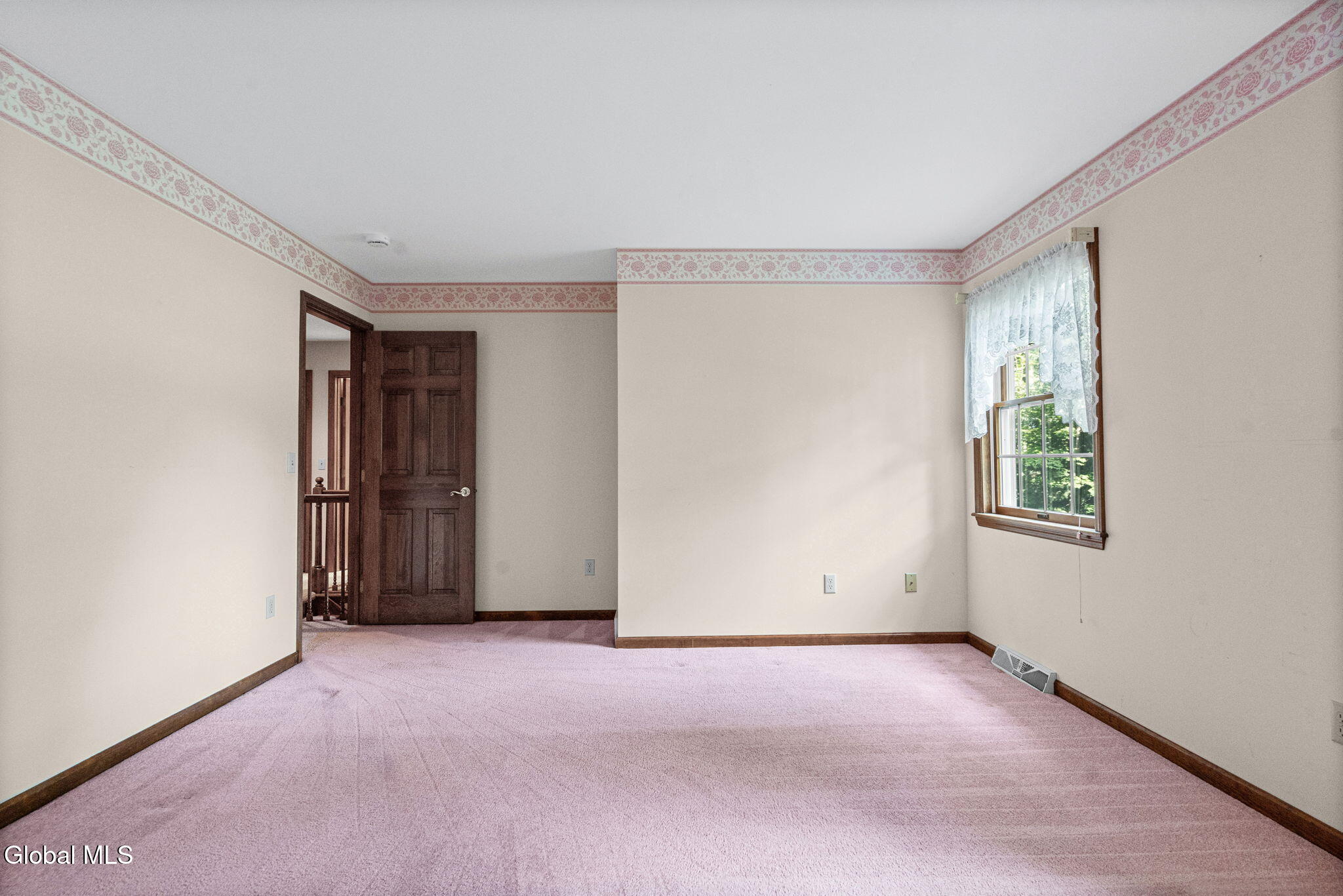 9 Newport Drive Clifton Park NY 12065