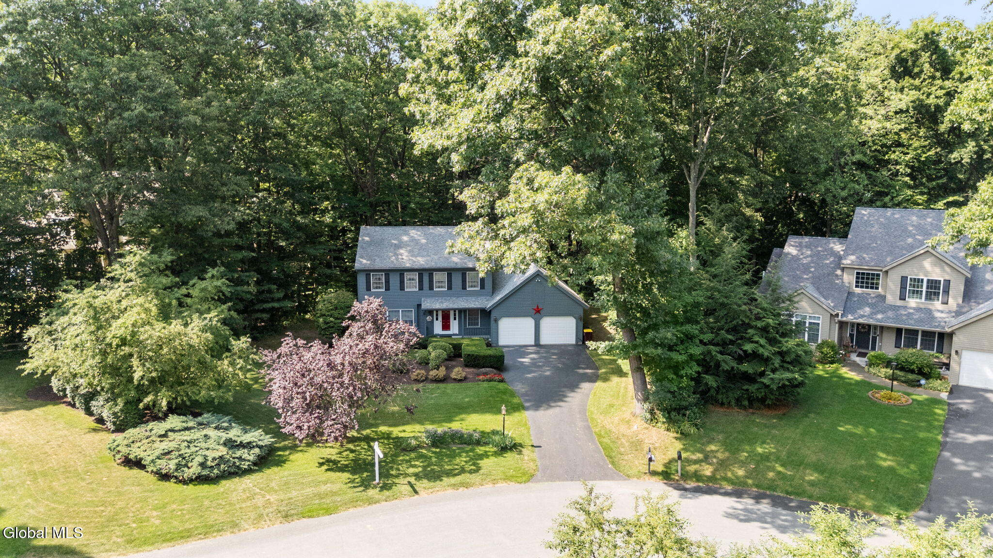 9 Newport Drive Clifton Park NY 12065