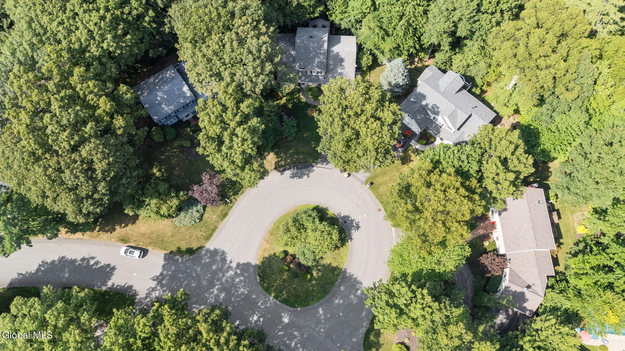 9 Newport Drive Clifton Park NY 12065