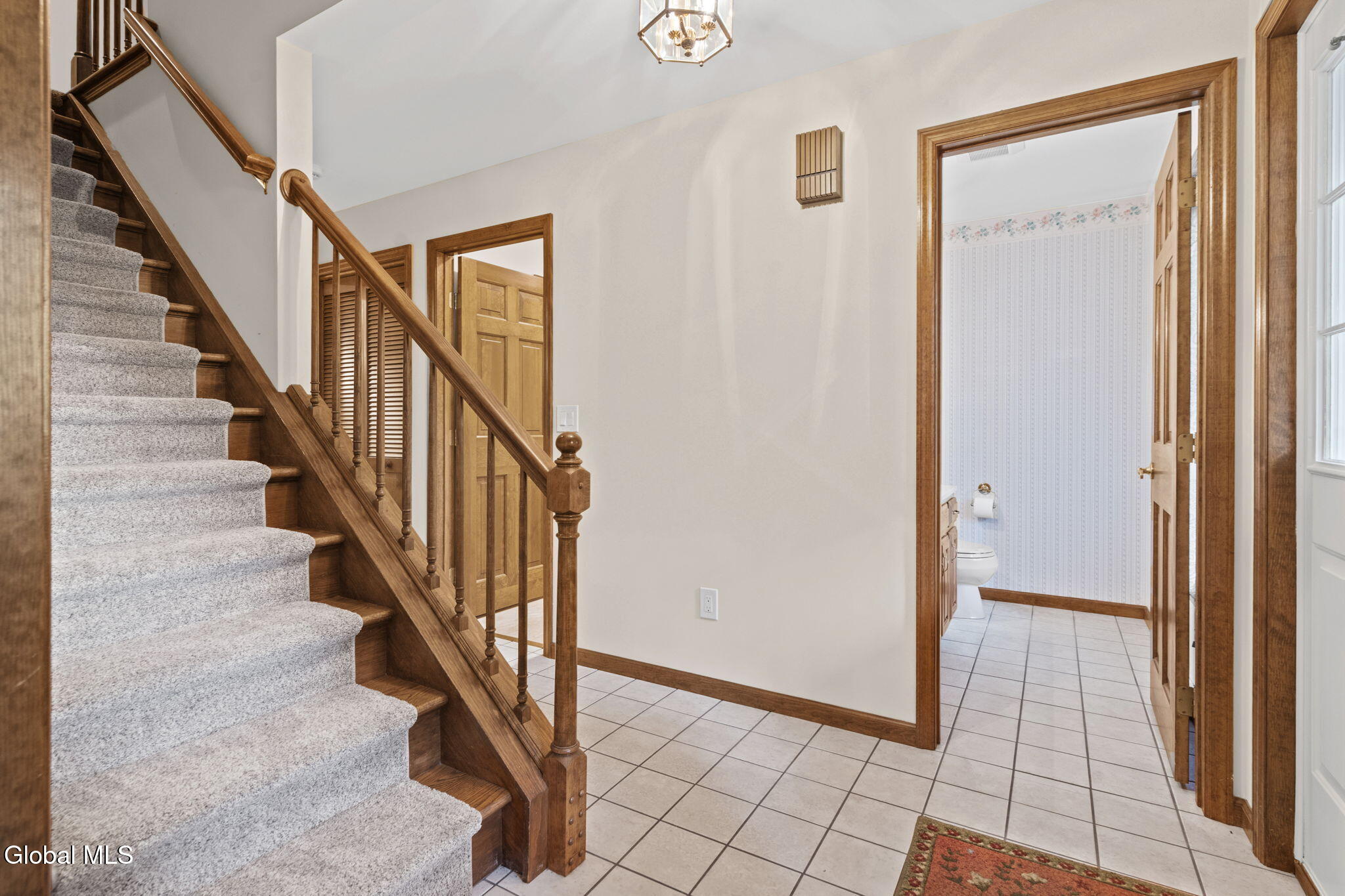 9 Newport Drive Clifton Park NY 12065