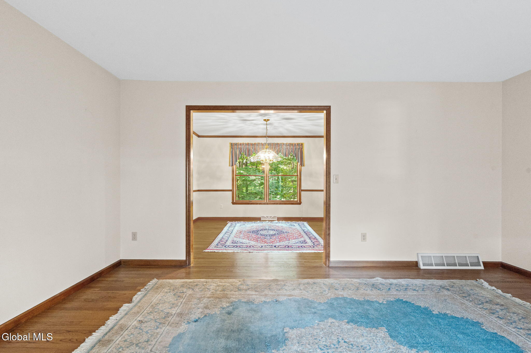 9 Newport Drive Clifton Park NY 12065