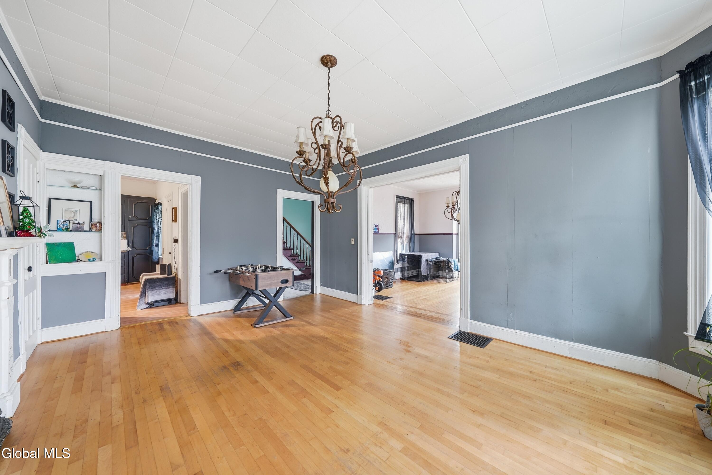 25 Chestnut Street Johnstown NY 12095