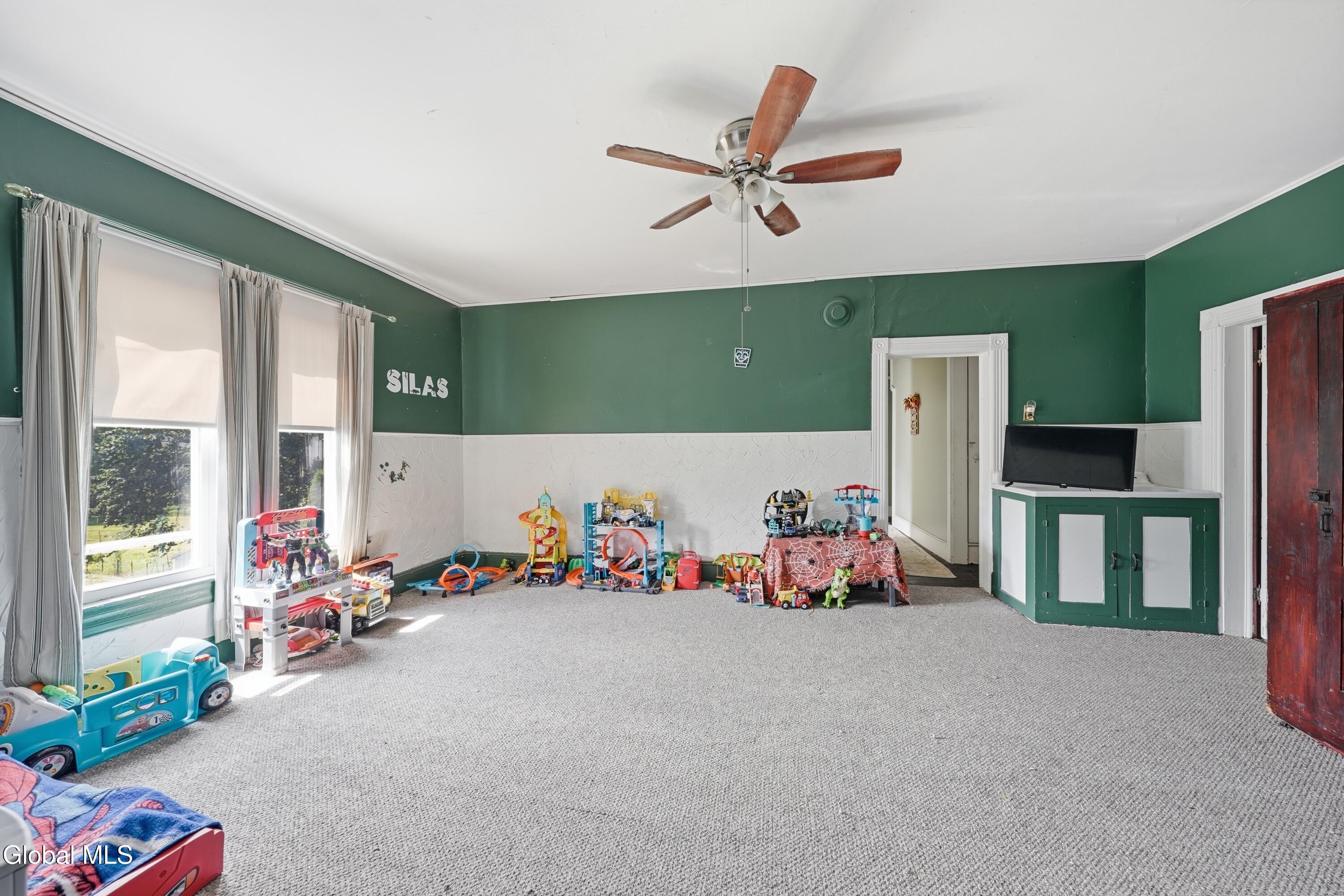 25 Chestnut Street Johnstown NY 12095