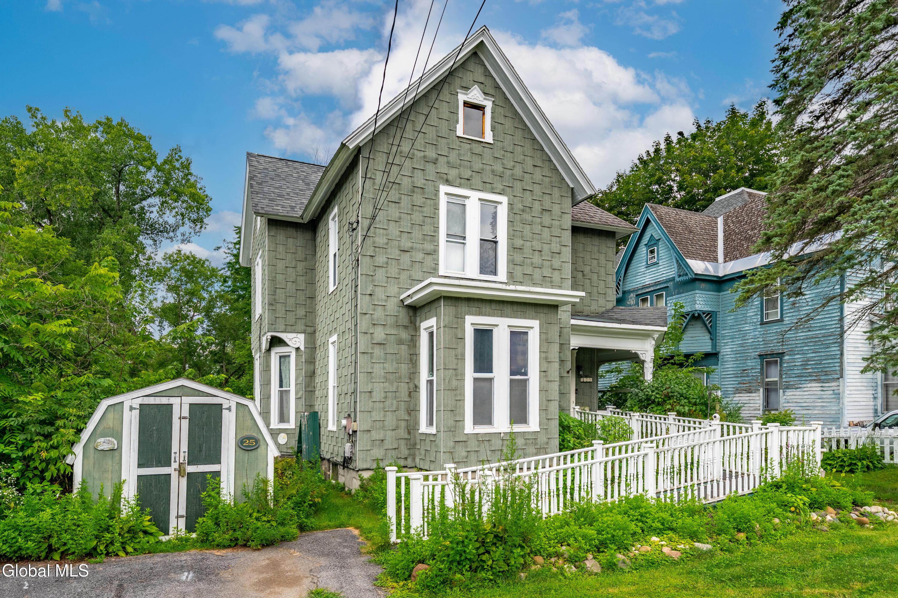 25 Chestnut Street Johnstown NY 12095