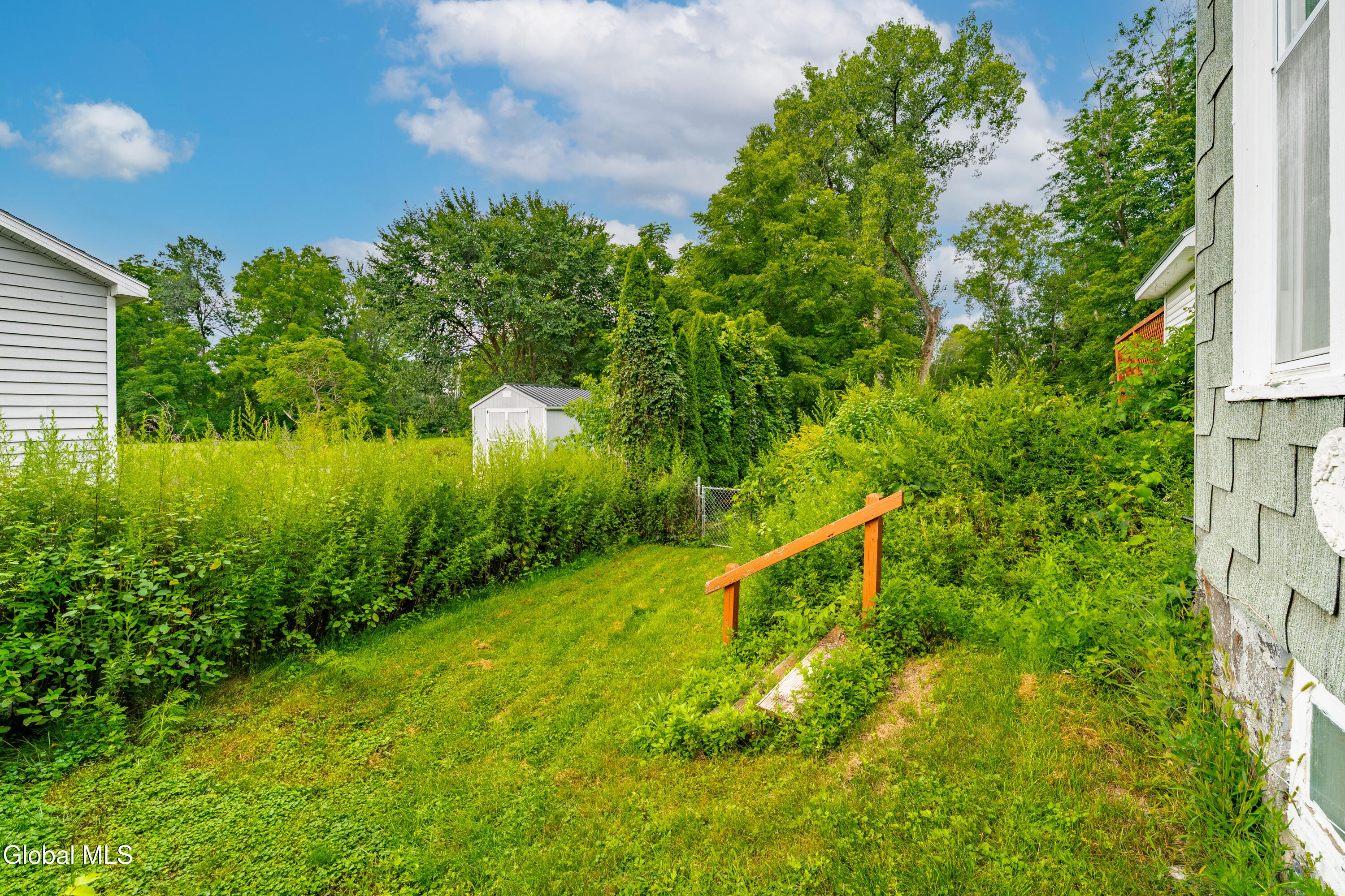 25 Chestnut Street Johnstown NY 12095