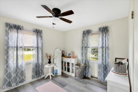 3 Michelle Lane Schenectady NY 12309