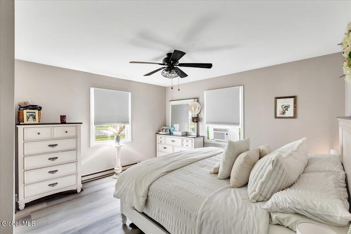 3 Michelle Lane Schenectady NY 12309