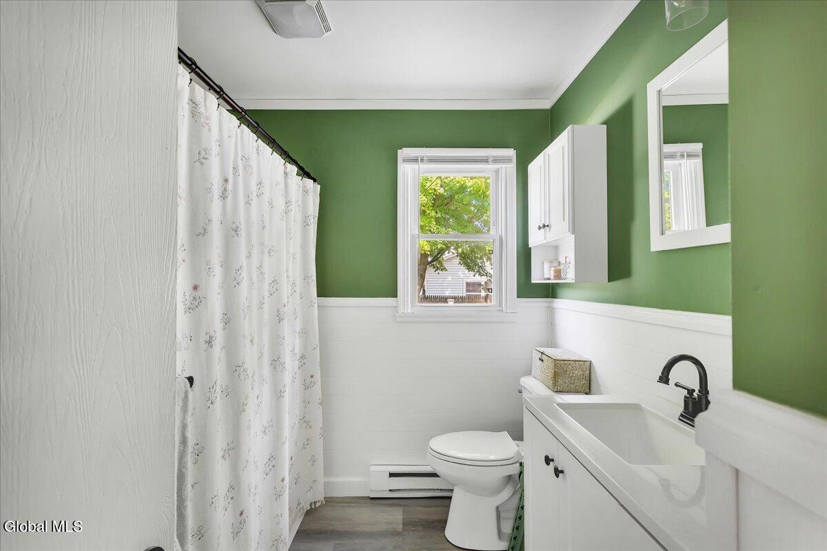 3 Michelle Lane Schenectady NY 12309