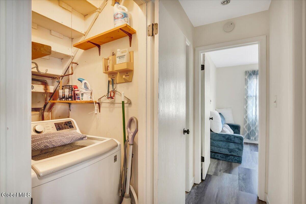 3 Michelle Lane Schenectady NY 12309