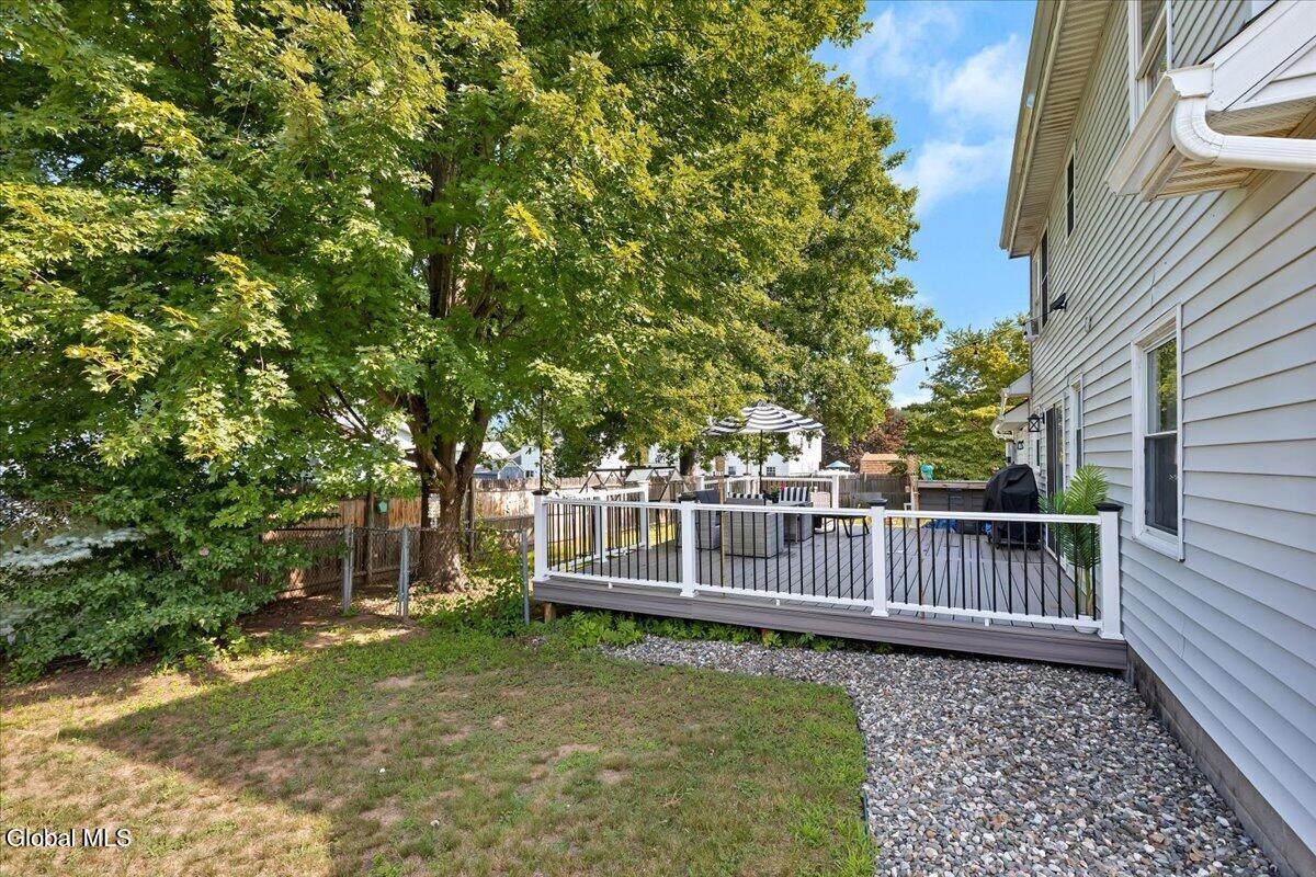 3 Michelle Lane Schenectady NY 12309