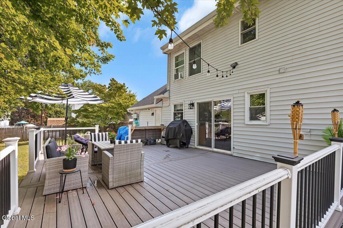 3 Michelle Lane Schenectady NY 12309