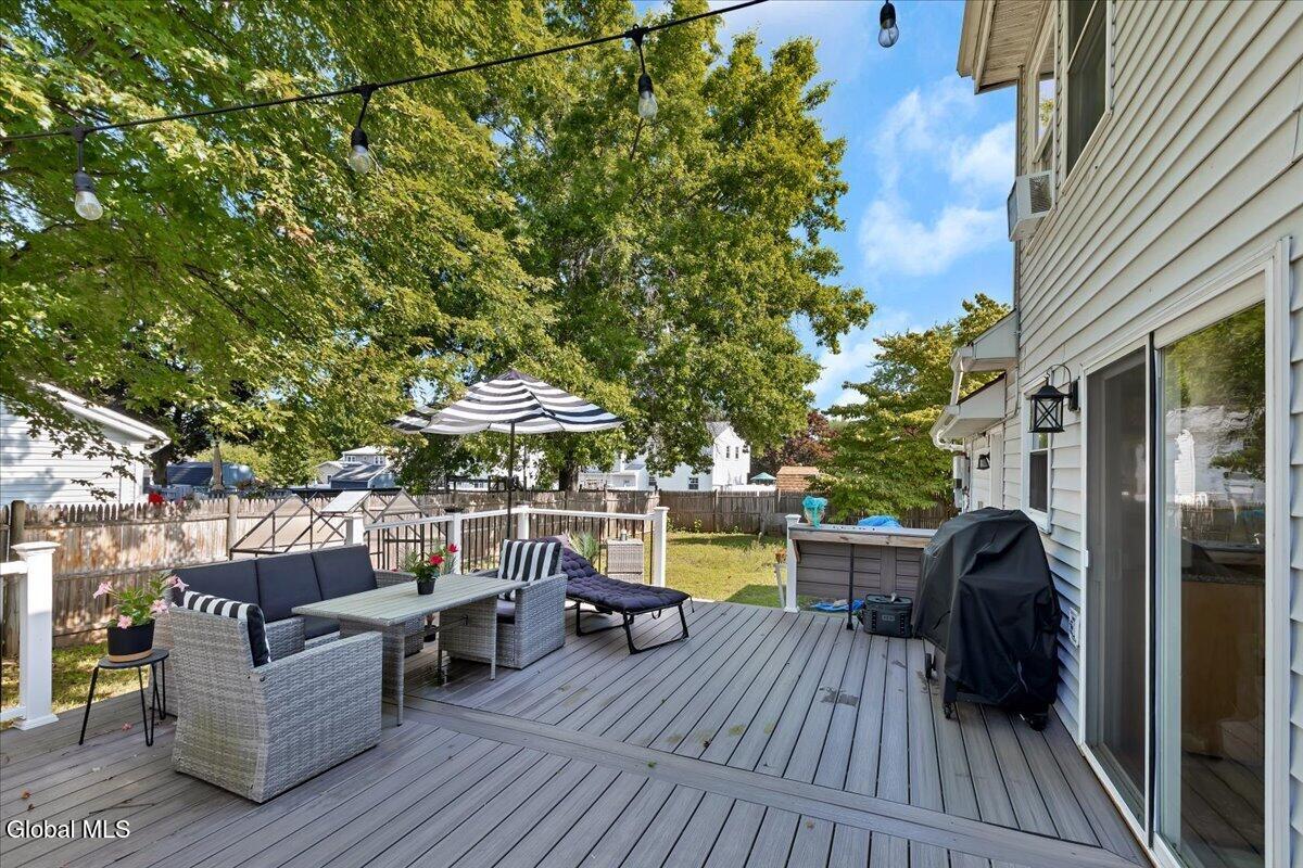 3 Michelle Lane Schenectady NY 12309