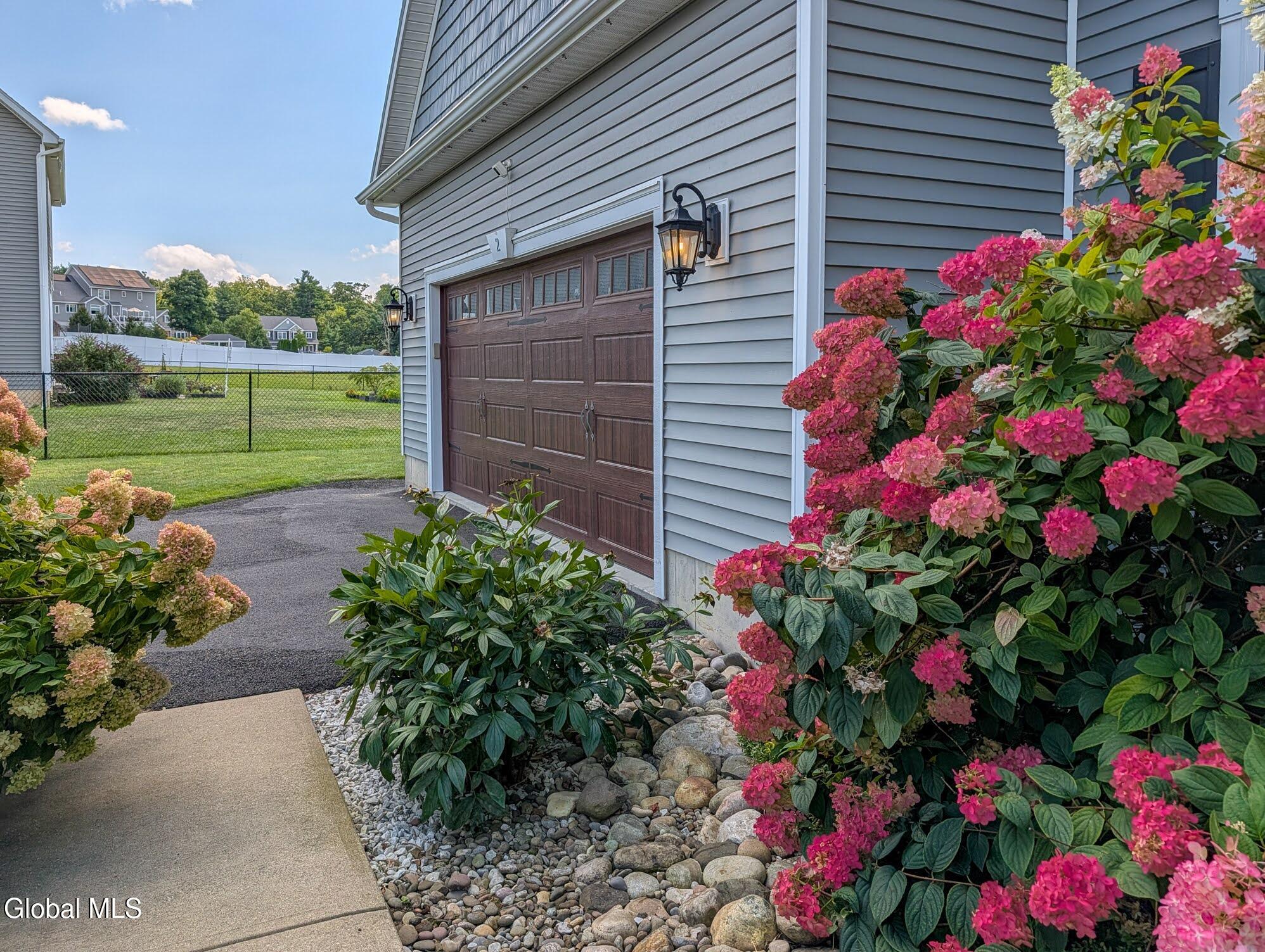 2 Haywood Lane Rensselaer NY 12144