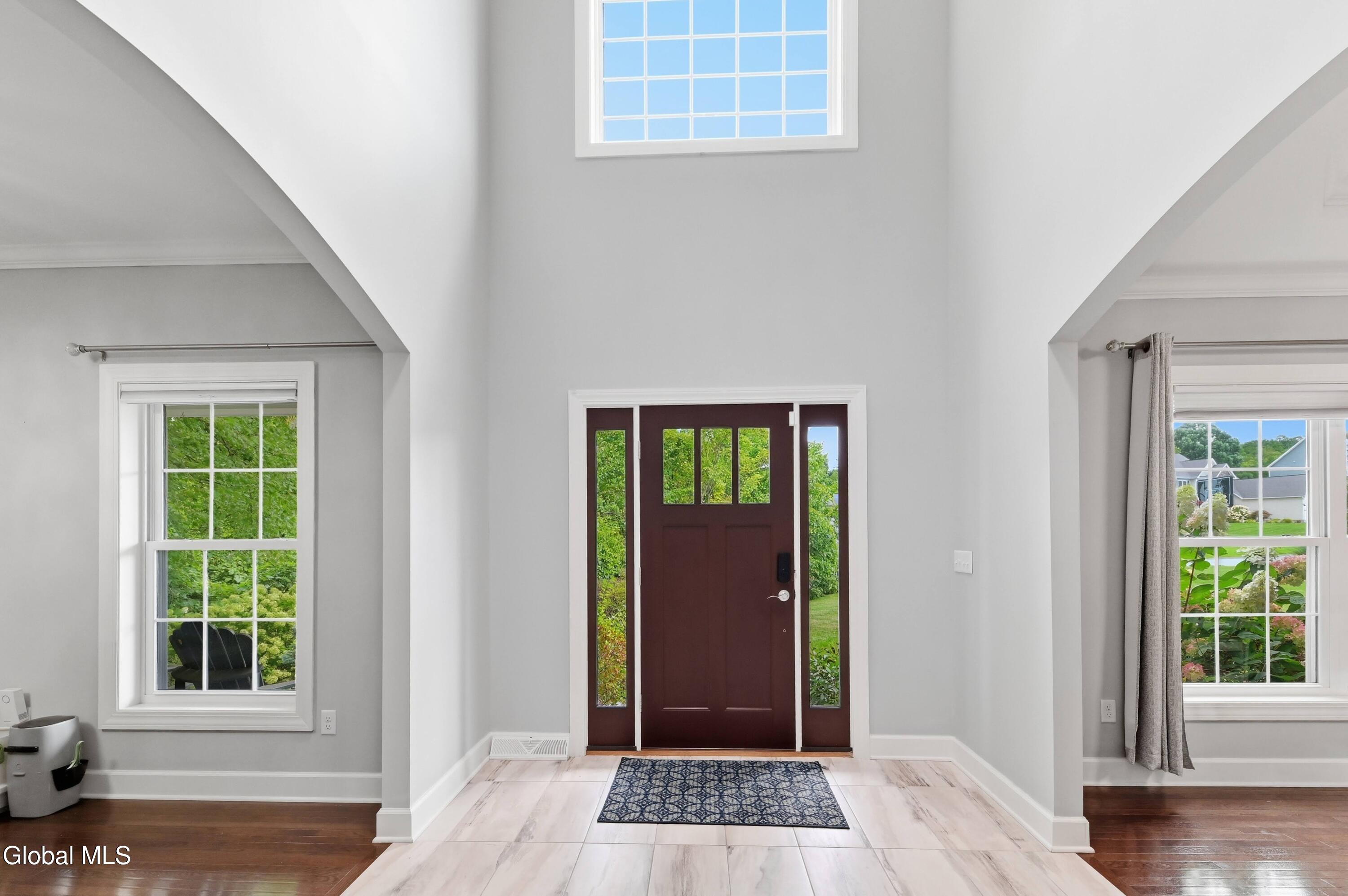 2 Haywood Lane Rensselaer NY 12144