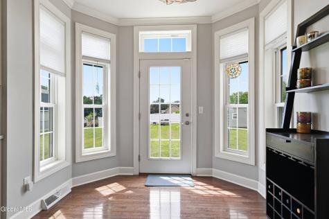2 Haywood Lane Rensselaer NY 12144