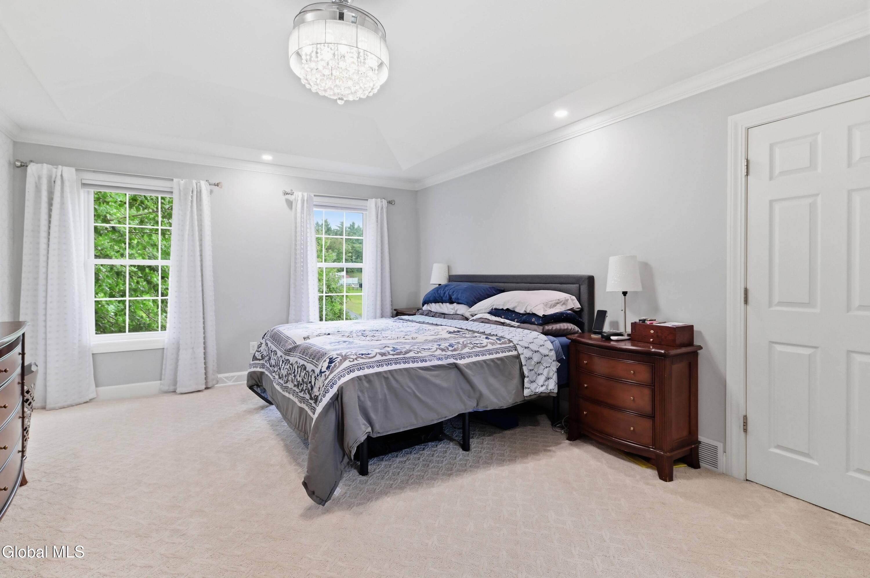2 Haywood Lane Rensselaer NY 12144