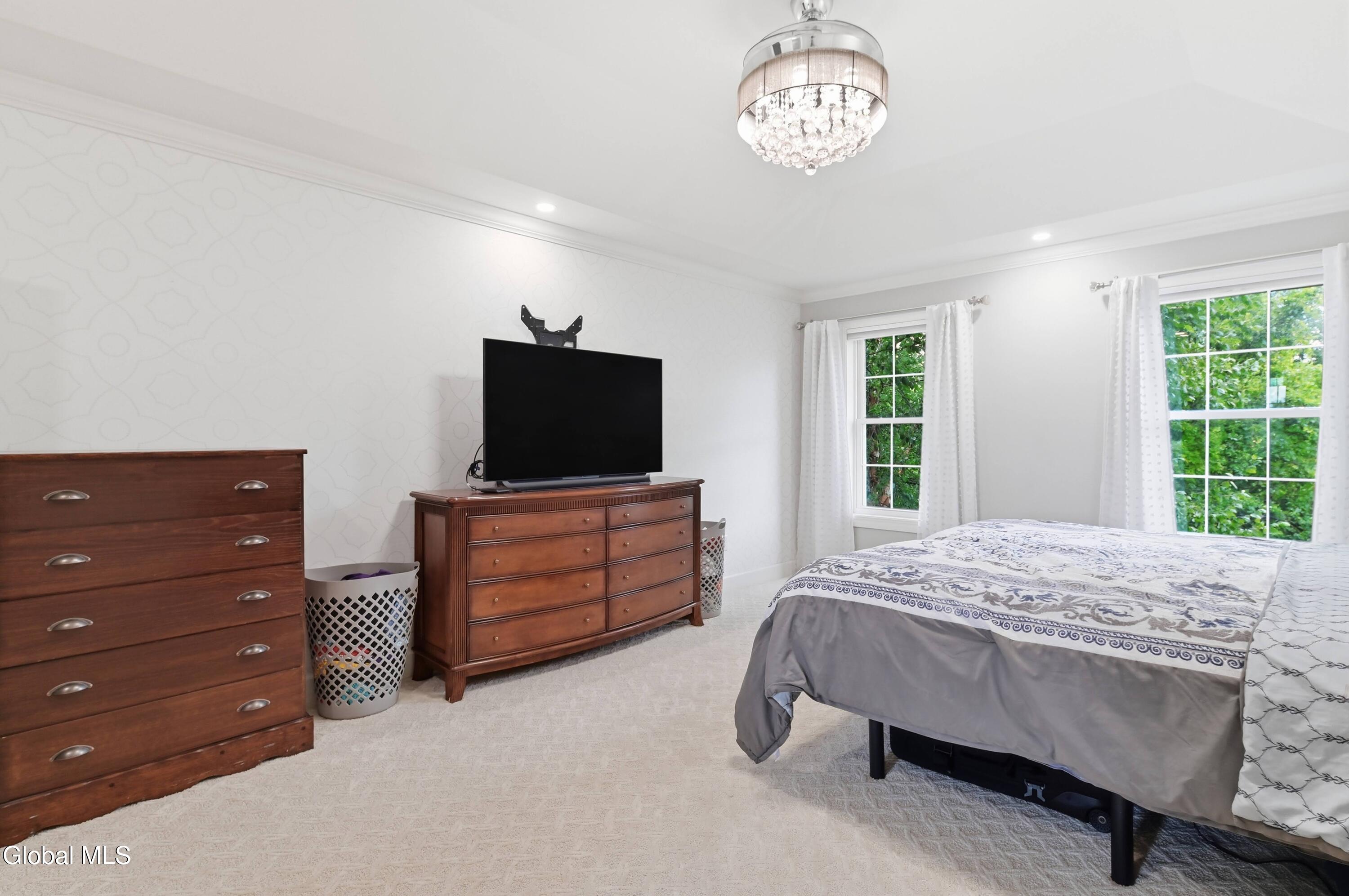 2 Haywood Lane Rensselaer NY 12144