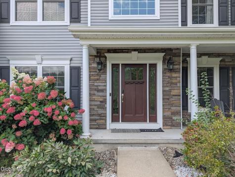 2 Haywood Lane Rensselaer NY 12144