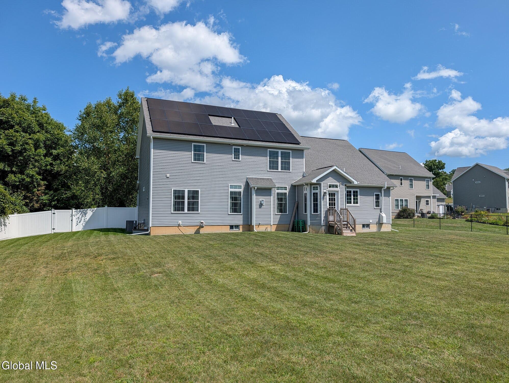 2 Haywood Lane Rensselaer NY 12144