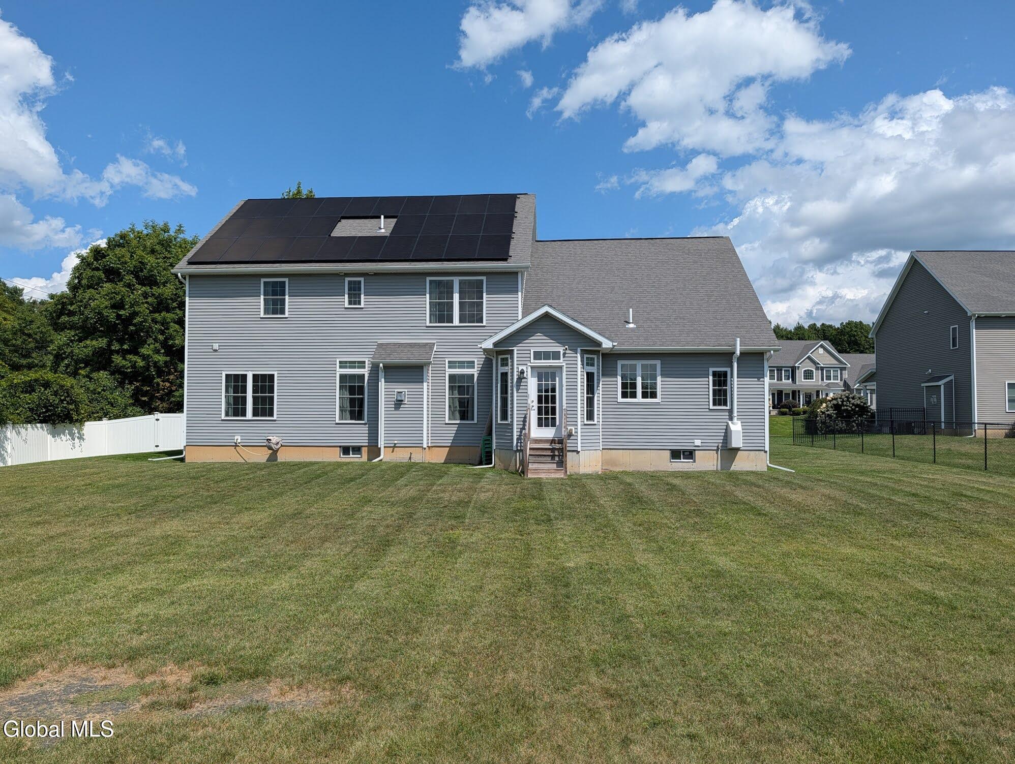 2 Haywood Lane Rensselaer NY 12144