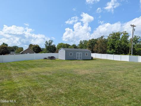 2 Haywood Lane Rensselaer NY 12144