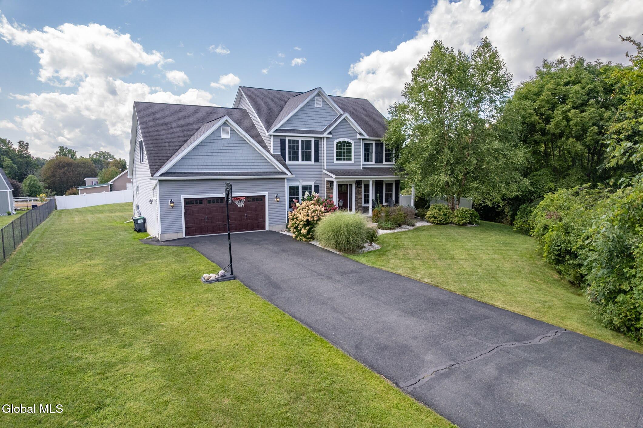 2 Haywood Lane Rensselaer NY 12144