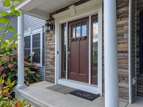 2 Haywood Lane Rensselaer NY 12144