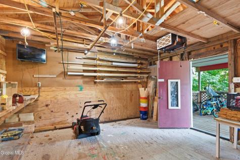 44 Washington Avenue Round Lake NY 12151