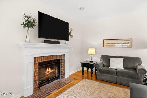 7 Deep Woods Drive Latham NY 12110