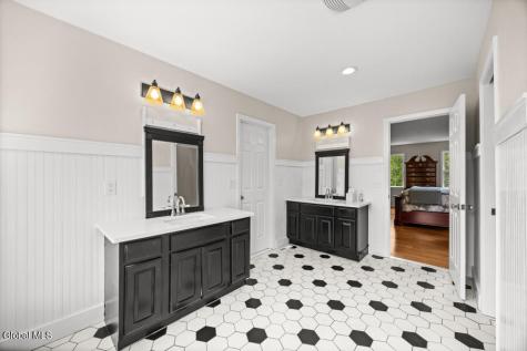 7 Deep Woods Drive Latham NY 12110