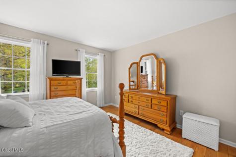 7 Deep Woods Drive Latham NY 12110