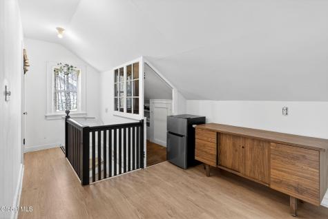53 Fleetwood Avenue Albany NY 12208