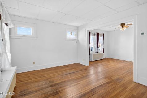 53 Fleetwood Avenue Albany NY 12208