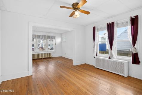 53 Fleetwood Avenue Albany NY 12208