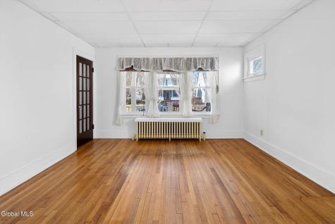 53 Fleetwood Avenue Albany NY 12208
