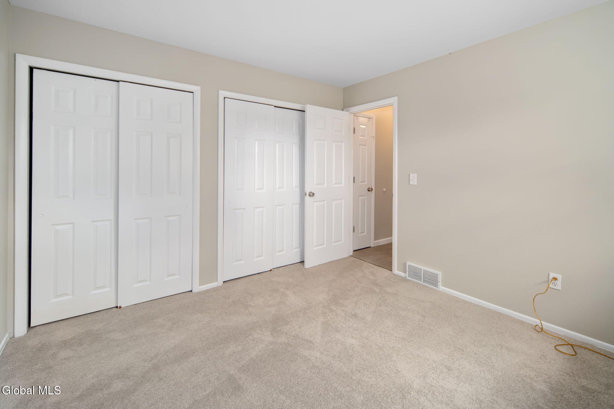 43 Par Circle Albany NY 12208