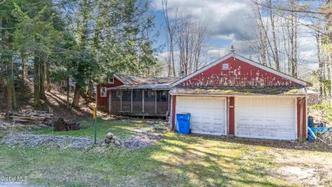 105 4TH Avenue Caroga Lake NY 12078