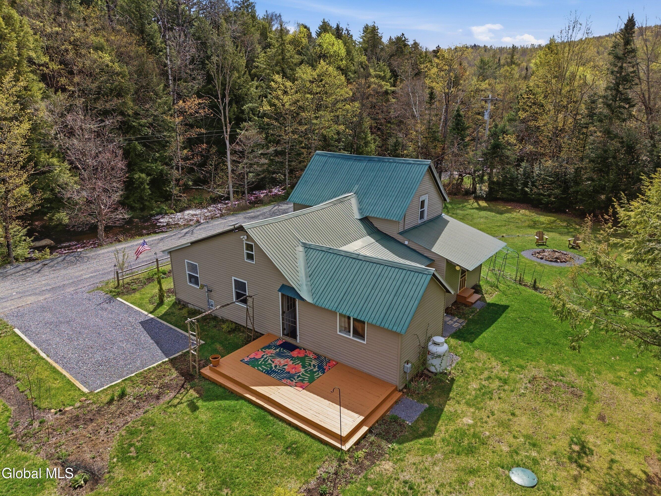 14 Wolf Pond Road Stony Creek NY 12878