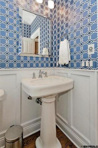 122 Spring Road Loudonville NY 12211