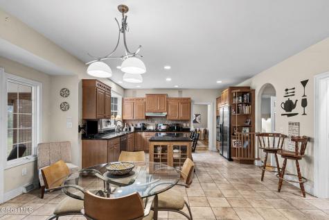 37 Forest Drive Voorheesville NY 12186