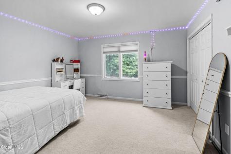 37 Forest Drive Voorheesville NY 12186